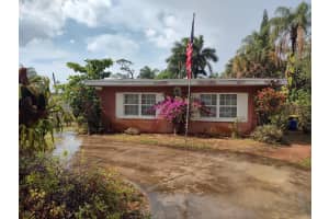 897 SW 28th Street, Palm City, FL 34990 Sold 10/04/24