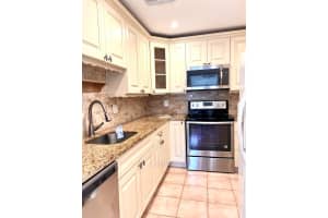 1340 NW 18th Avenue 104, Delray Beach, FL 33445 Sold 11/15/24