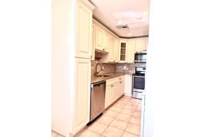 1340 NW 18th Avenue 104, Delray Beach, FL 33445 Sold 11/15/24