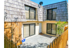 2472 Waterside Drive, Lake Worth, FL 33461 Sold 07/10/24