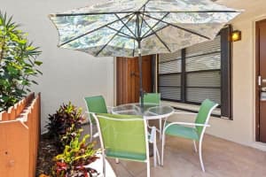 7975 SE Villa Circle, Hobe Sound, FL 33455 Sold 06/11/24