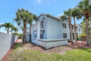 1600 SE Green Acres Circle 204, Port Saint Lucie, FL 34953 Sold 06/20/24