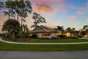 13432 Kingsbury Drive, Wellington, FL 33414 Sold 10/28/24