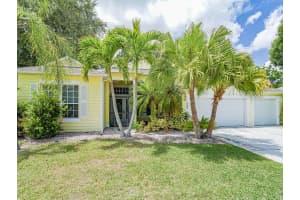335 25th Avenue SW, Vero Beach, FL 32962 Sold 07/09/24