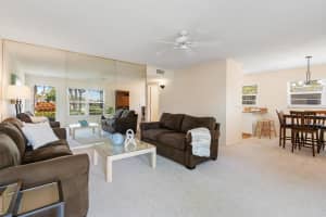 25 Vista Gardens Trail 106, Vero Beach, FL 32962 Sold 06/27/24