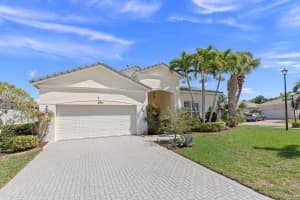 634 SW Indian Key Drive, Port Saint Lucie, FL 34986 Sold 11/04/24