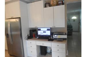 120 W Swan Pkwy, Royal Palm Beach, FL 33411 Sold 06/17/24