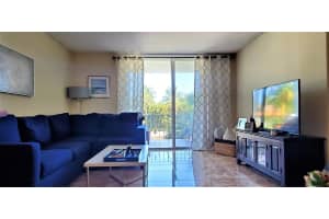 917 N Flagler Drive 304, West Palm Beach, FL 33401 Sold 07/17/24