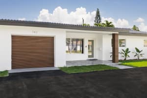 742 SE 10 Avenue, Deerfield Beach, FL 33441 Sold 06/17/24