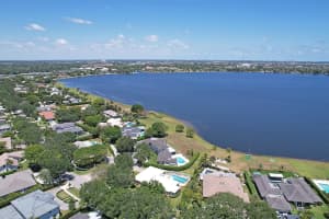8 Interlachen Circle, West Palm Beach, FL 33401 Sold 09/06/24