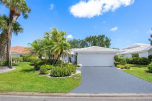 3 Estate Drive, Boynton Beach, FL 33436 Sold 10/30/24