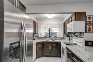 6500 Kendale Lakes Drive 113, Miami, FL 33183 Sold 06/28/24