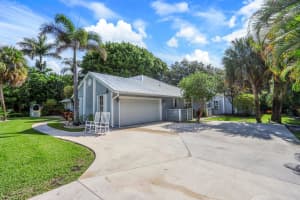 5760 Senegal Drive, Jupiter, FL 33458 Sold 09/06/24
