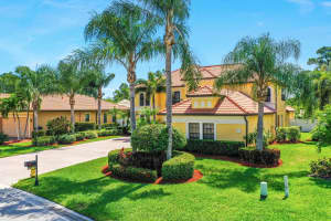 3135 NW Stoney Creek Avenue, Jensen Beach, FL 34957 Sold 07/19/24