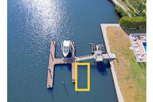 311 E Ocean Avenue 107, Lantana, FL 33462 Sold 07/31/24