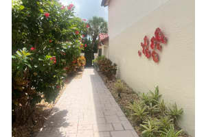 21795 Town Place Drive, Boca Raton, FL 33433 Sold 08/01/24