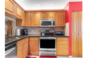 4570 Amherst Drive 87, West Palm Beach, FL 33417 Sold 08/01/24