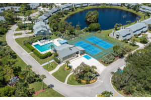 906 NE Sandalwood Place, Jensen Beach, FL 34957 Sold 08/22/24