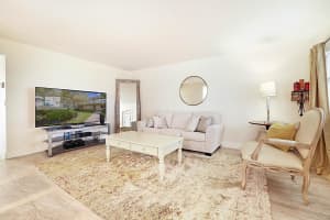 152 Monaco D, Delray Beach, FL 33446 Sold 02/10/25