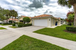 2452 SW Parkside Drive, Palm City, FL 34990 Sold 08/19/24