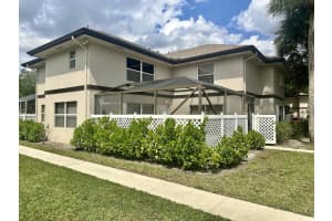 38 D Essex Court, Palm Beach, FL 33480 Sold 09/05/24