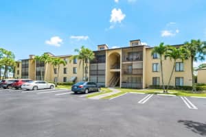 812 Sky Pine Way H1, Greenacres, FL 33415 Sold 06/26/24