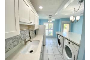 2401 E Palm Lane A, Delray Beach, FL 33445 Sold 09/26/24