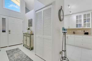 271 Maplecrest Circle S, Jupiter, FL 33458 Sold 08/26/24