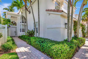 2911 Caffia Way, West Palm Beach, FL 33409 Sold 07/16/24