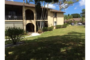 416 Pine Glen Lane B-2, Greenacres, FL 33463 Sold 08/23/24