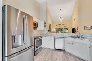 104 Sea Oats Dr f, Juno Beach, FL 33408, Sold 10/11/24