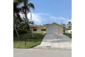 8270 SE Camellia Drive, Hobe Sound, FL 33455 Sold 08/12/24