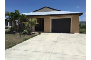3 Desoto Lane, Port Saint Lucie, FL 34952 Sold 11/07/24