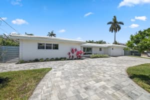 1209 SE 12th Terrace, Deerfield Beach, FL 33441 Sold 06/04/24