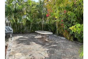 500 92nd St, Surfside, FL 33154, Sold 11/14/24
