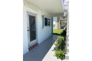 1117 Lake Terrace 112, Boynton Beach, FL 33426 Sold 02/07/25