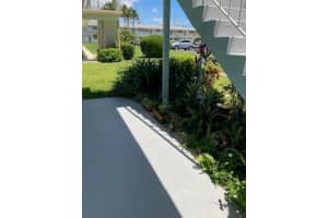 1117 Lake Terrace 112, Boynton Beach, FL 33426 Sold 02/07/25