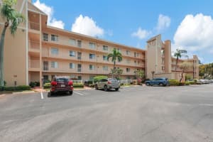 6795 Huntington Lane 205, Delray Beach, FL 33446 Sold 09/23/24