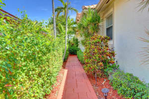 5779 Grand Harbour Circle, Boynton Beach, FL 33437 Sold 10/31/24