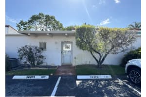 2650 Boundbrook Boulevard 111, Palm Springs, FL 33406 Sold 08/01/24