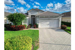 372 SW North Shore Boulevard, Port Saint Lucie, FL 34986 Sold 07/30/24