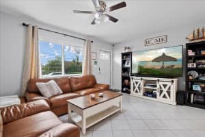 6733 Westview Drive, Lake Worth, FL 33462 Sold 06/25/24