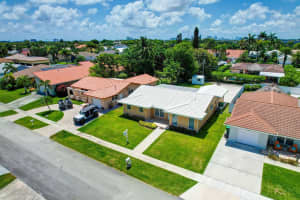306 SE 5th Street, Dania Beach, FL 33004 Sold 10/22/24