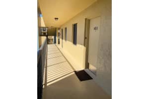 2828 Tennis Club Drive 403, West Palm Beach, FL 33417 Sold 12/16/24