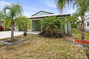 35 Alhambra S, Port Saint Lucie, FL 34952 - MLS#R10985432