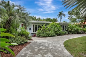 2614 NE 15 Street, Fort Lauderdale, FL 33304 Sold 09/27/24