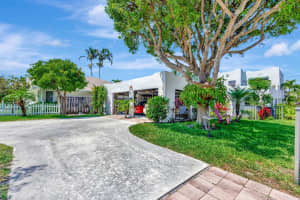 1131 N Lakeside Drive, Lake Worth Beach, FL 33460 Sold 10/23/24