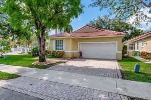 15110 SW 49th Street, Davie, FL 33331 Sold 06/12/24