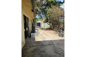 1086 Summit Trail Cir b, West Palm Beach, FL 33415, Sold 07/26/24