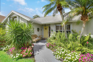 120 Adobe Circle, Jupiter, FL 33458 Sold 07/10/24